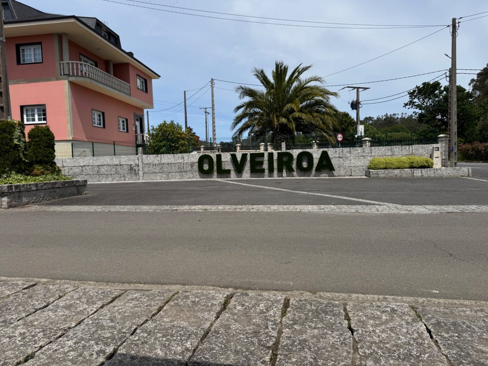 Olveiroa village entrance sign
